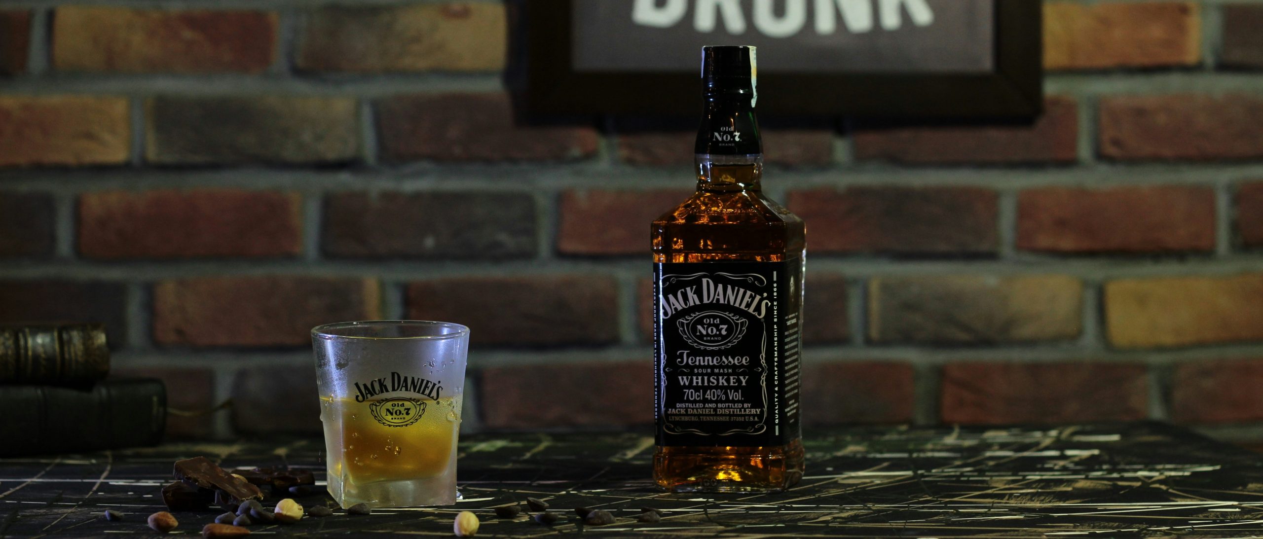 Jack Daniels – Ikona Američkog Viski Nasleđa Jack Daniels - Izdanje U Baru
